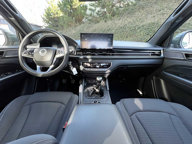SsangYong Musso Grand 2.2 e-XDi 220 4x4 ZÁRUKA - fotka 10 z 21