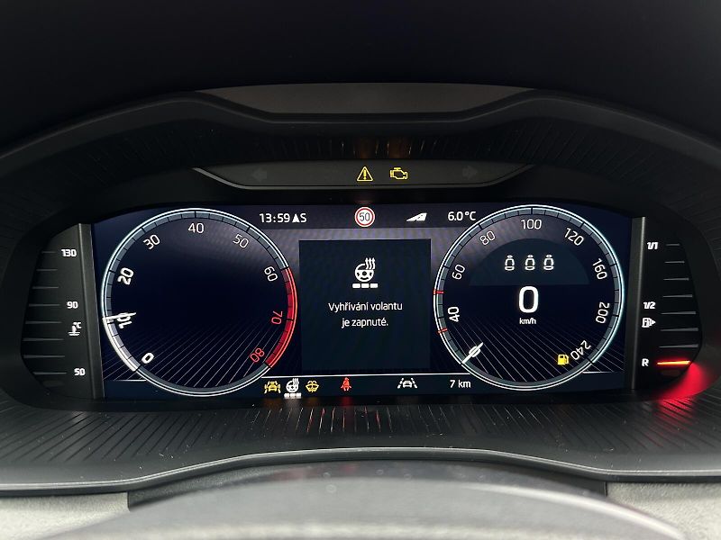 Škoda Scala 1.0TSi 116PS LED V.Cockpit Cli - fotka 19 z 39