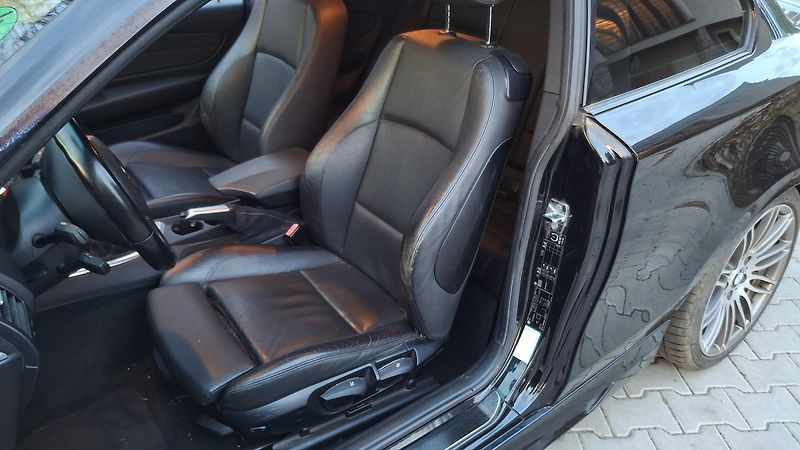 BMW Řada 1 135i e82 Mpacket - fotka 13 z 43