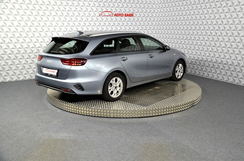 Kia Ceed (2023) SW 1.5 T-GDI 118 Fresh - fotka 6 z 20