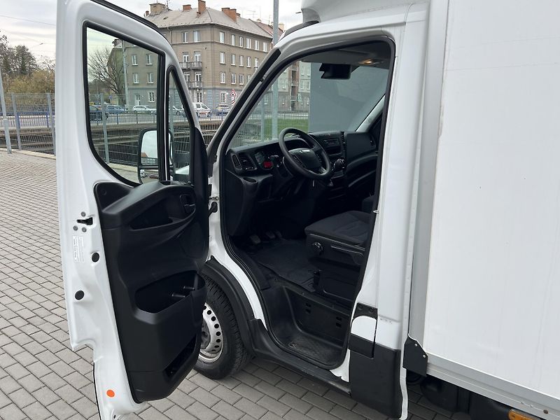 Iveco Daily (2018) 2.3Hpt*115Kw*Skříň*EL.čelo* - fotka 9 z 22