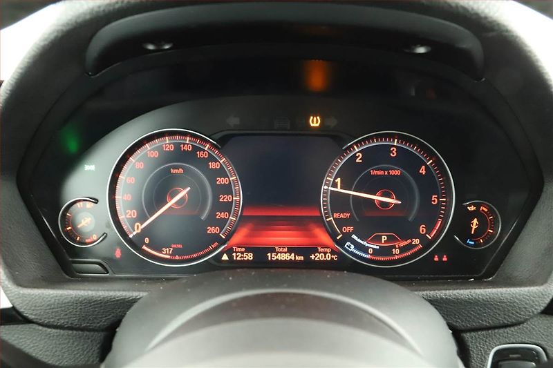 BMW Řada 4 (2018) M Paket 420d, 4X4, Automat - fotka 8 z 19