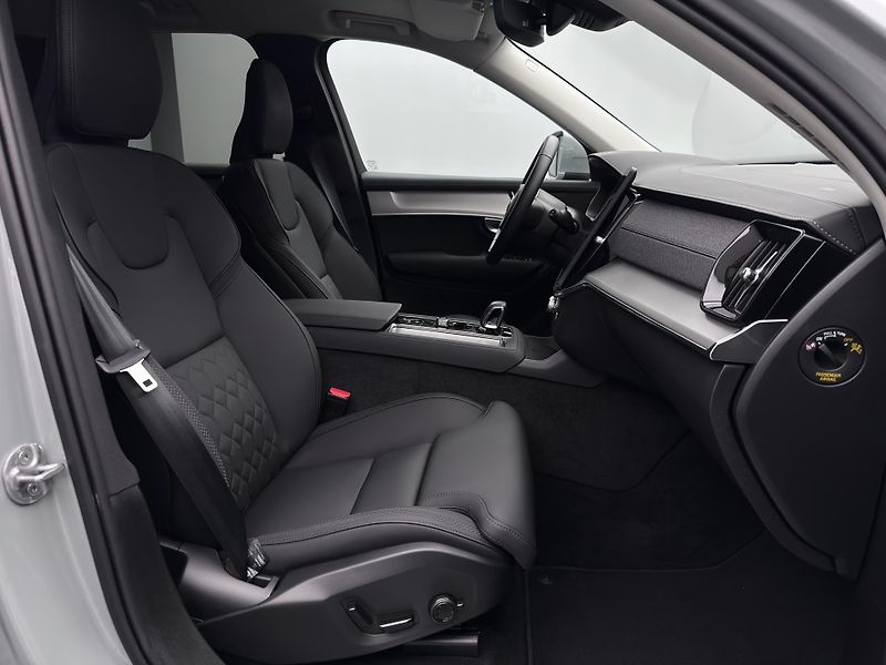Volvo XC90 B5 AWD CORE CZ 1.maj - fotka 26 z 46