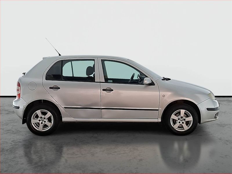 Škoda Fabia (2005) 1.4 16V, po STK, Klima - fotka 6 z 14
