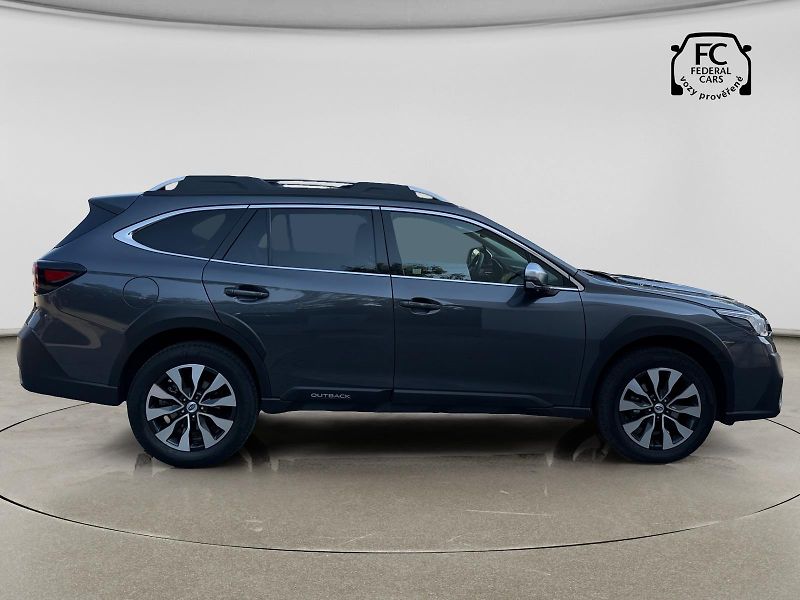 Subaru Outback 2.5 Touring Lineatronic - fotka 6 z 38