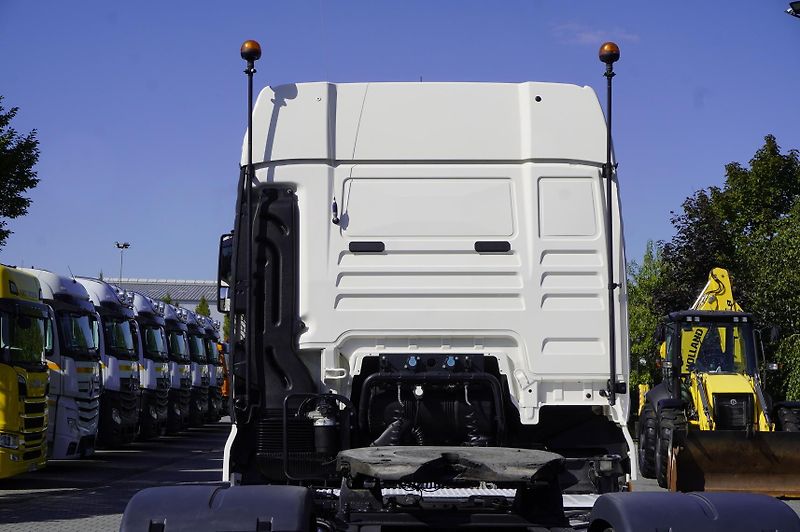 MAN TGX (2021) 18.470 4x4H tractor unit - fotka 10 z 24