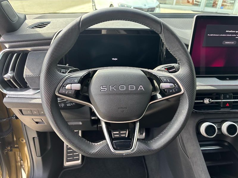 Škoda Kodiaq 2,0 TDI 142 kW SPORTLINE 4X4 D - fotka 14 z 30