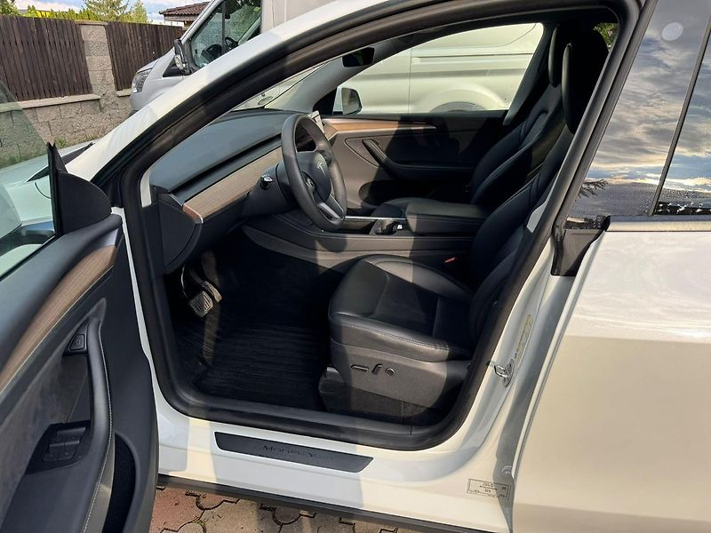 Tesla Model Y PODĚBRADY LR DM   91% - fotka 11 z 44