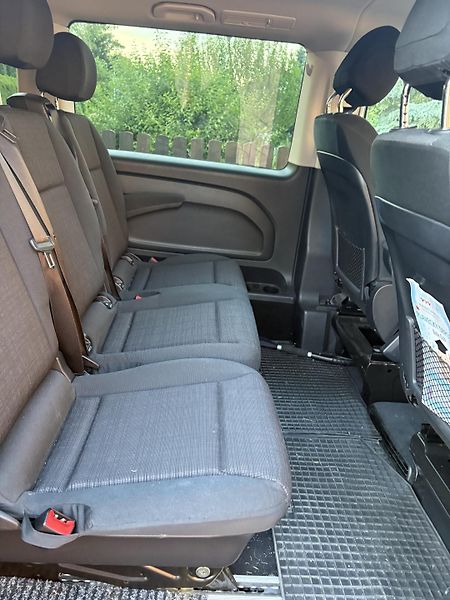 Mercedes-Benz Vito (2020) VITO TOURER 4X4 - fotka 4 z 7
