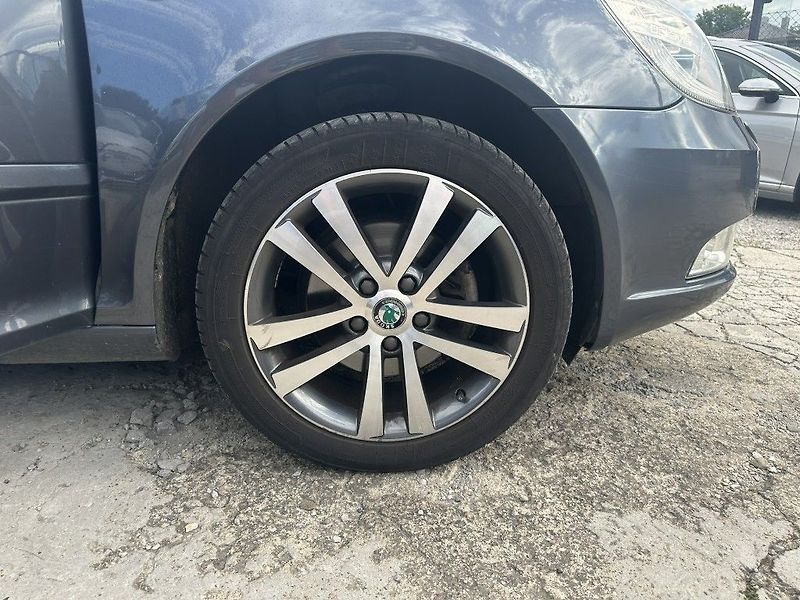 Škoda Octavia Style 2.0 TDi 103kW serviska - fotka 20 z 22