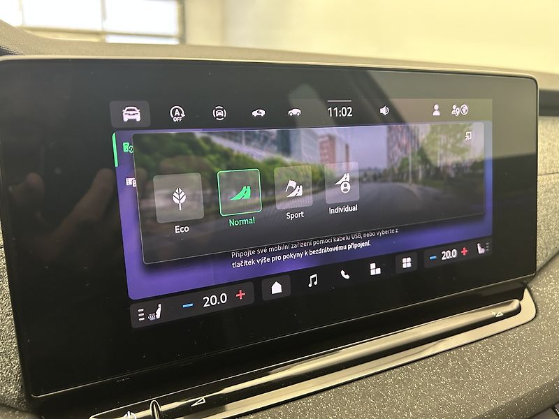 Škoda Octavia 1.5 TSI Top selection - fotka 19 z 26