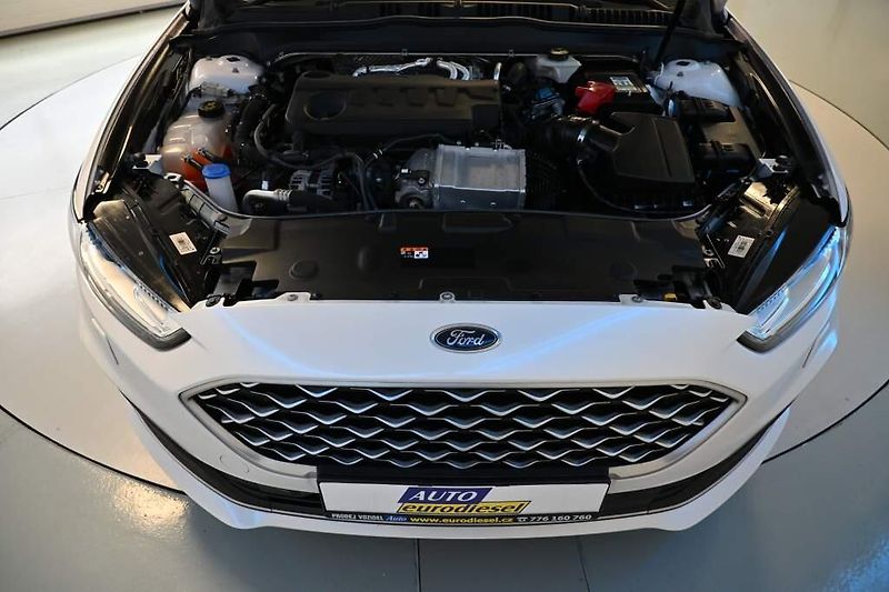 Ford Mondeo (2021) 2.0 VIGNALE 140 KW LED ACC Mas - fotka 36 z 39