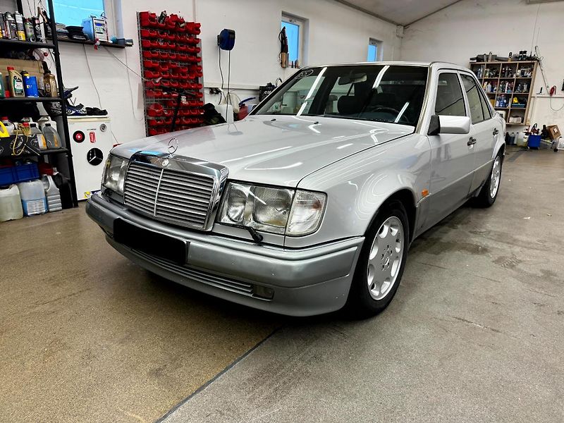 Mercedes-Benz Ostatní 500E W124  - fotka 3 z 18