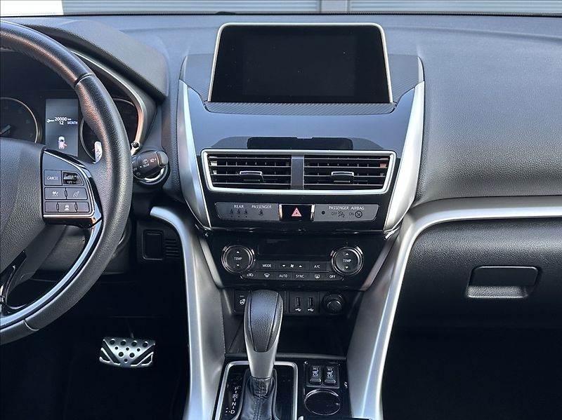 Mitsubishi Eclipse Cross 1,5 Turbo 163PS  Connect+ A/T - fotka 25 z 54