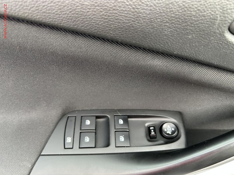 Opel Astra (2017) 1.6CDTI, ČR, servis.kniha - fotka 10 z 14