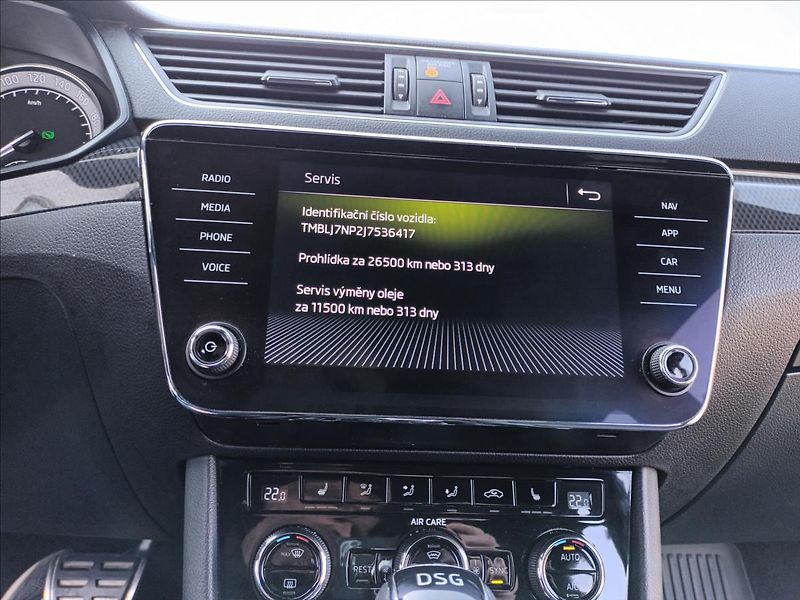Škoda Superb 2,0 TDI,4X4,Sportline,ČR,DSG, - fotka 41 z 50