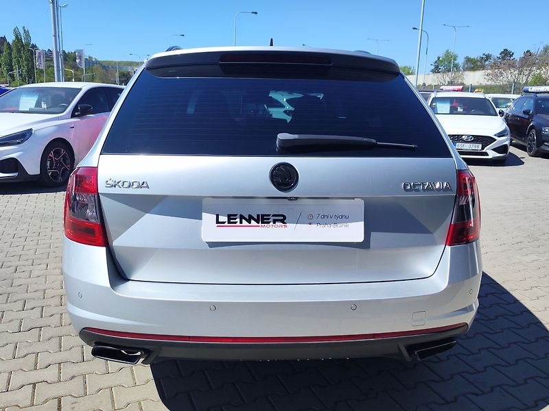 Škoda Octavia 2.0 TDi/135kW RS DSG ČR - fotka 6 z 35