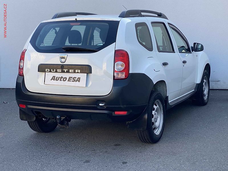 Dacia Duster (2012) 1.6i, 2.maj,ČR, AC, tažné - fotka 4 z 15