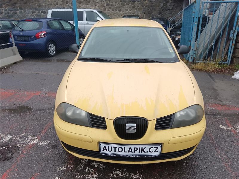Seat Ibiza 1,4 i Reference - fotka 1 z 16