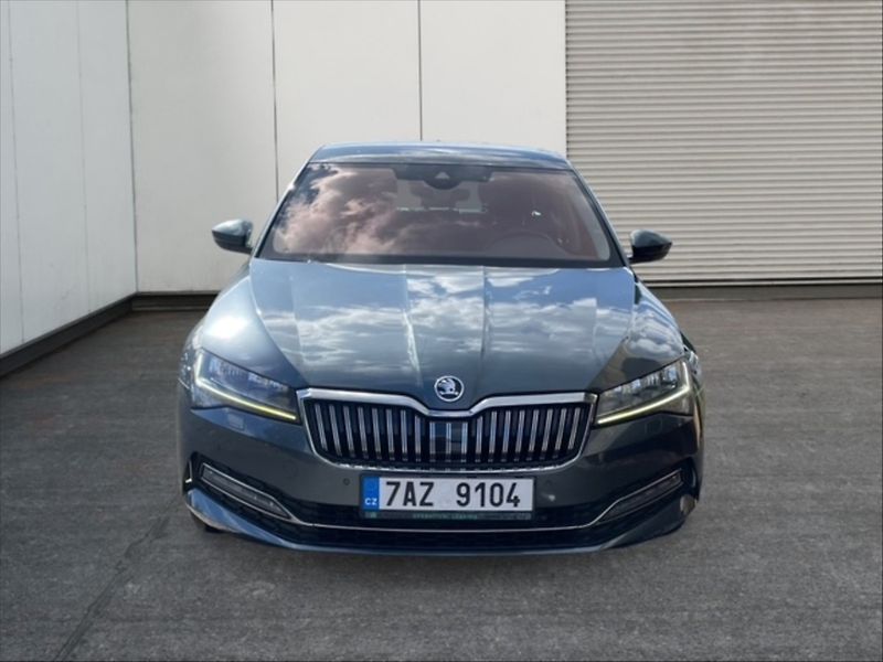 Škoda Superb 2,0 TDI 140 Style 4x4 AT - fotka 2 z 11