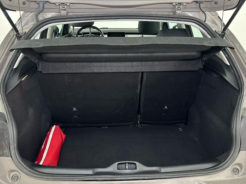 Citroën C4 Cactus Hatchback - fotka 10 z 28