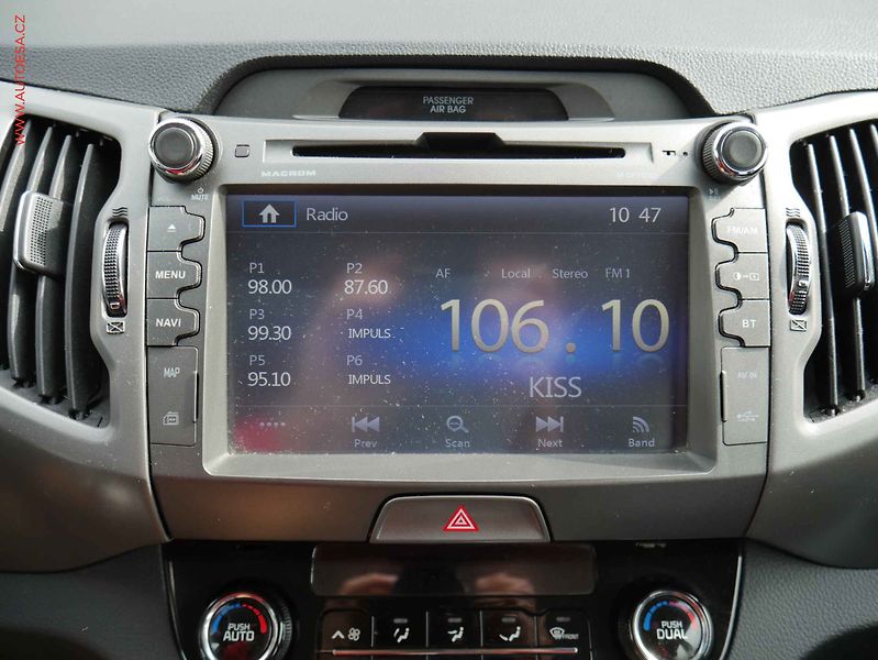 Kia Sportage (2015) 1.6GDi, 2.maj,ČR, Navi - fotka 17 z 20