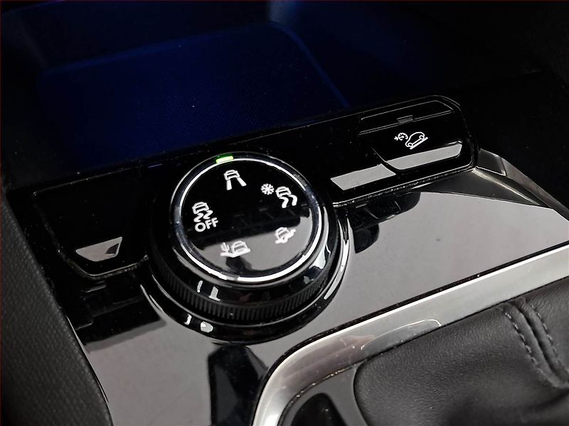 Peugeot 5008 (2021) PureTech 130 - fotka 18 z 18