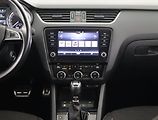 Škoda Octavia (2017) Scout 2.0 TDI, 4X4, Automat - náhled 12