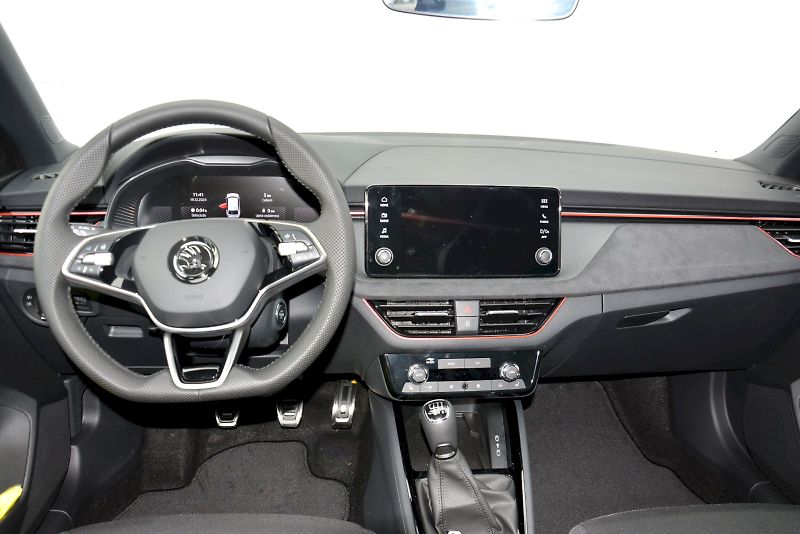 Škoda Scala (2025) Drive 1,0 TSI 85 kW 6 MP - fotka 10 z 21