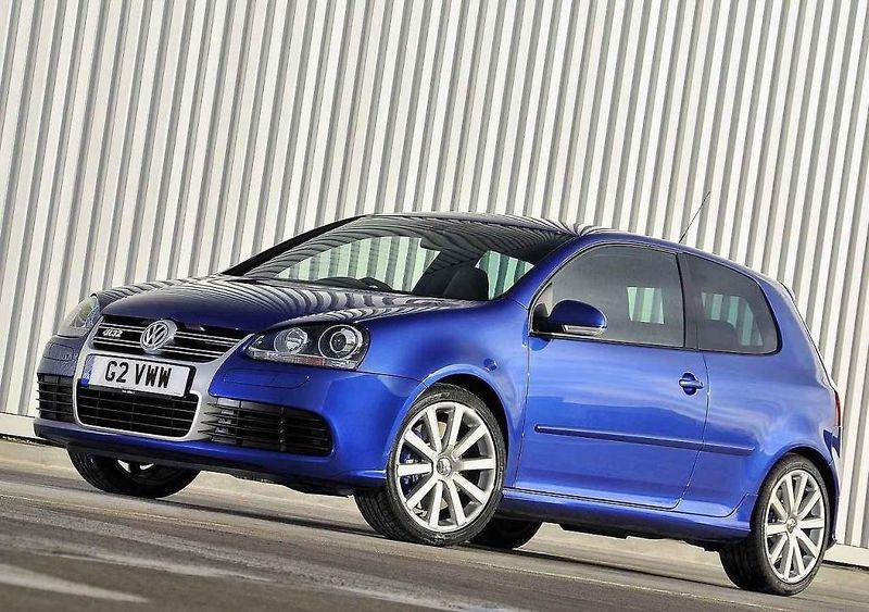 Volkswagen Golf R32 z roku 2002