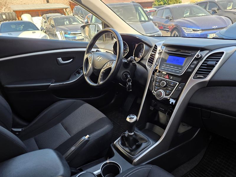 Hyundai i30 (2013) 1.4-1.maj.-LPG-TAŽNÉ-KLIMA - fotka 3 z 24