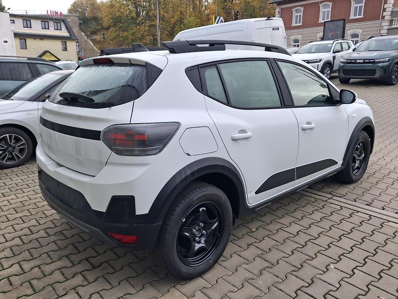 Dacia Sandero (2026) Stepway Expression Eco-G 120 - fotka 5 z 33