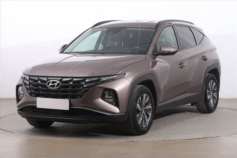 Hyundai Tucson (2021) Family 1.6 T-GDI - fotka 2 z 22