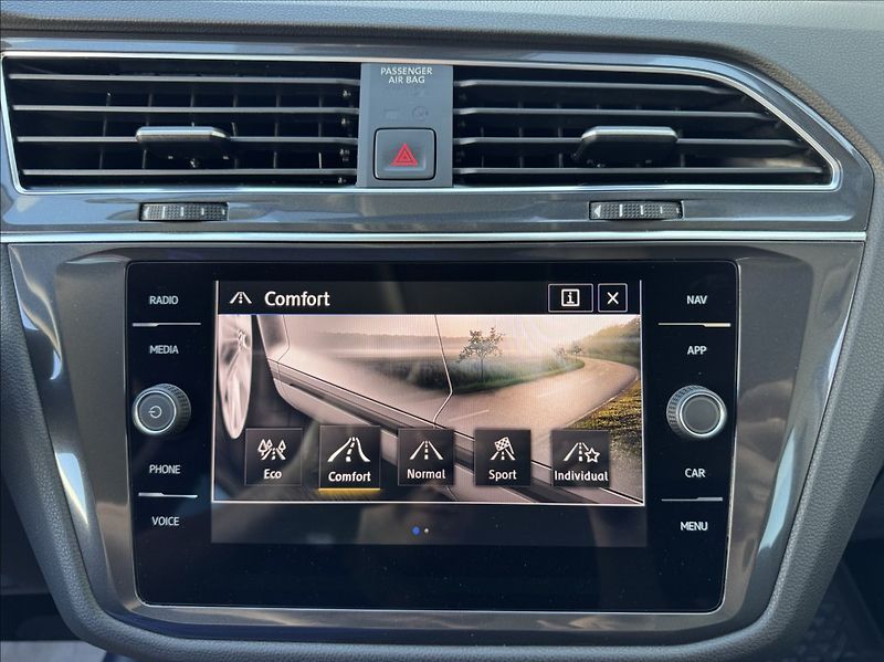Volkswagen Tiguan Allspace 2,0 TDI DSG 4MOT HIGHLINE ČR - fotka 43 z 50
