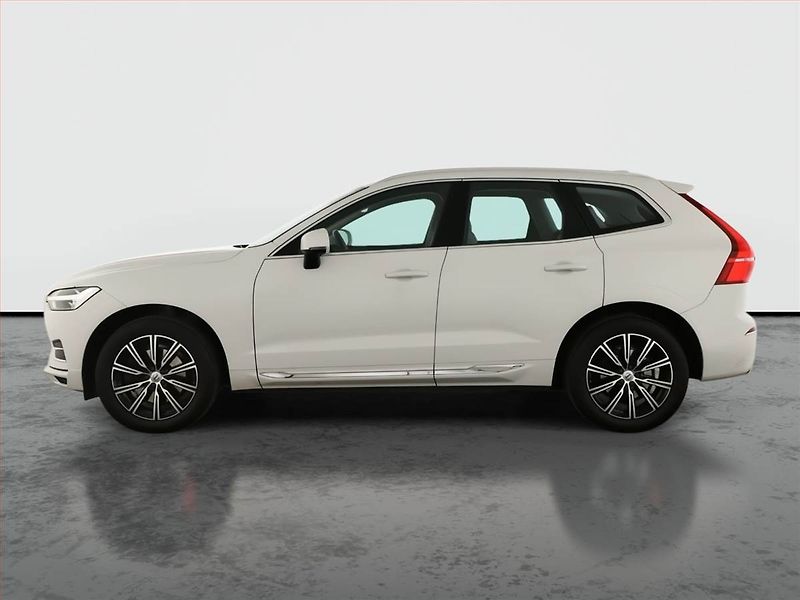 Volvo XC60 (2018) D4 AWD - fotka 3 z 27