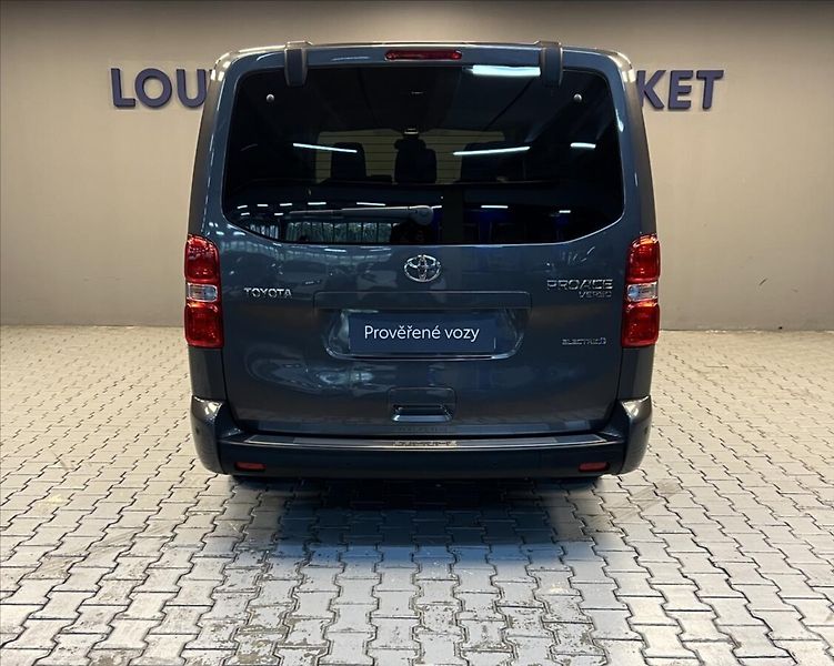 Toyota ProAce Verso EV AT VIP L2 - fotka 13 z 15