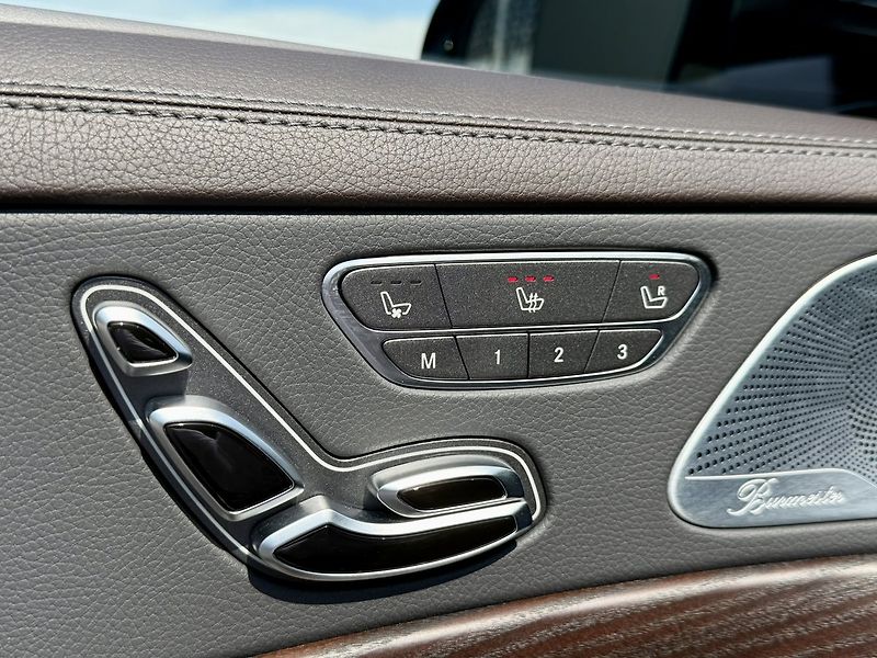 Mercedes-Benz Třídy S (2018) 400 d 4MATIC Long - fotka 31 z 54