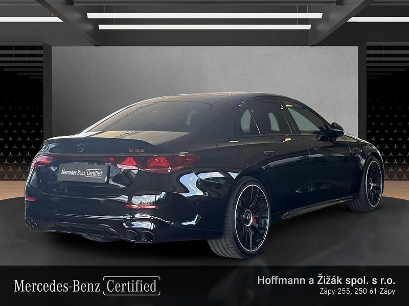 Mercedes-Benz Třídy E 53 AMG Hybrid 4MATIC+ - fotka 5 z 20
