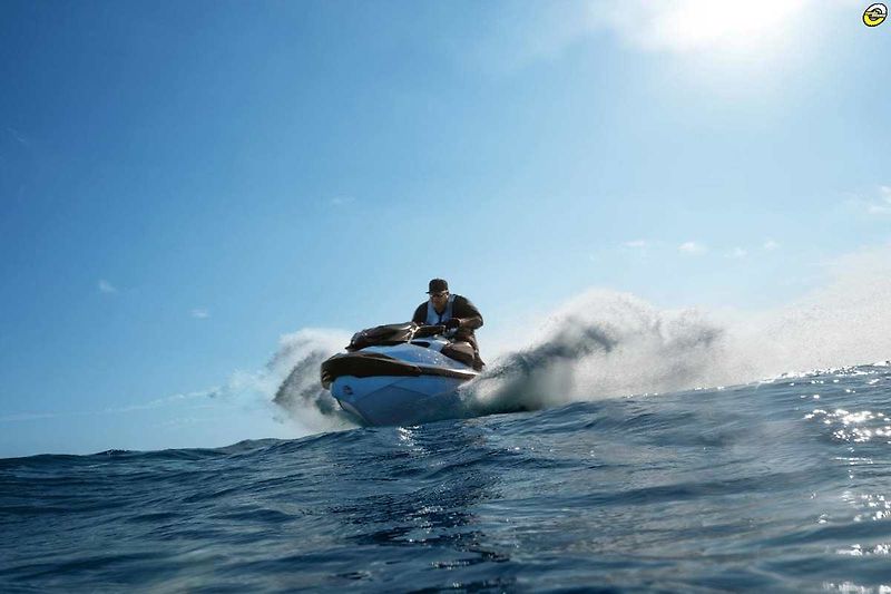 Sea Doo (2026) RXP-X RS 1-up 325hp Audio MY26 - fotka 9 z 10