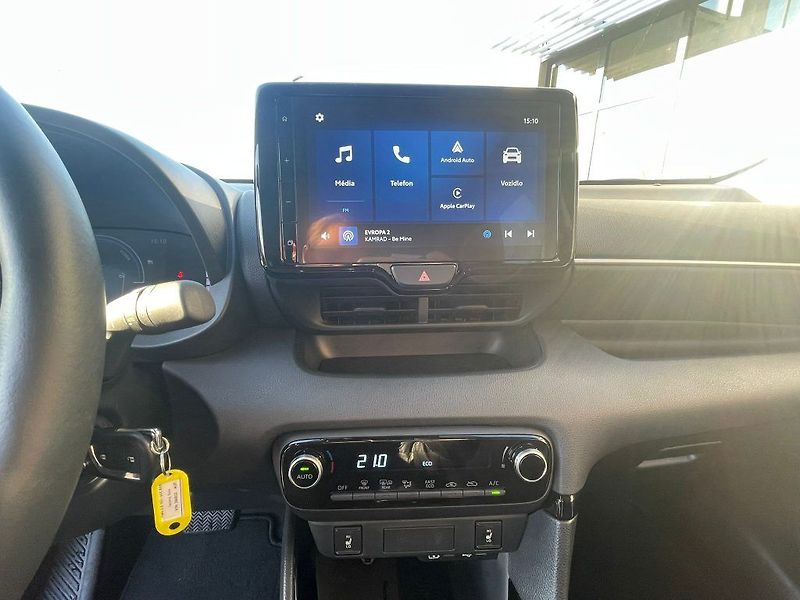 Toyota Yaris 1.5 Hybrid 116k automat Style - fotka 16 z 28