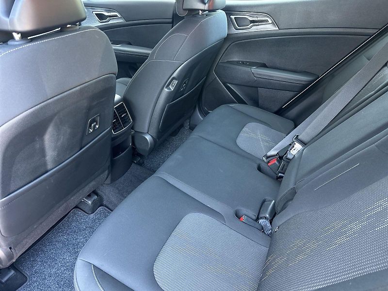 Kia Sportage (2024) 1.6 T-GDI 4x4 Exclusive - fotka 8 z 30