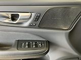 Volvo S60 B5 AWD Ultimate Dark-REZERVACE - náhled 20