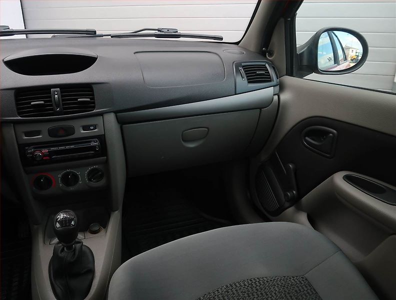 Renault Thalia (2008) 1.2 16V, nová STK, pěkný stav - fotka 8 z 14