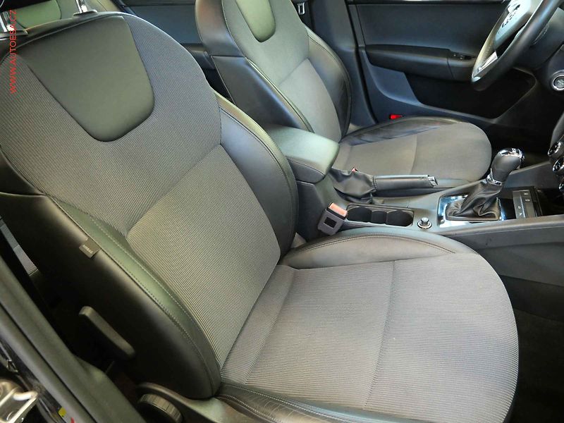 Škoda Octavia (2019) 1.6 TDi, Style, DSG, navi - fotka 11 z 23