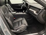 Volvo XC60 D4 AWD R-DESIGN AUT - náhled 23