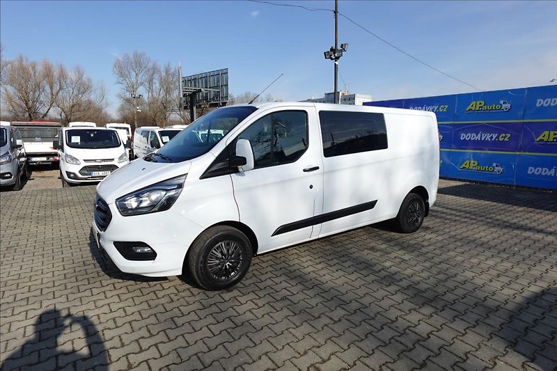 Ford Transit Custom 2,0 TDCI  L2H1 6MÍST KLIMA - fotka 2 z 35