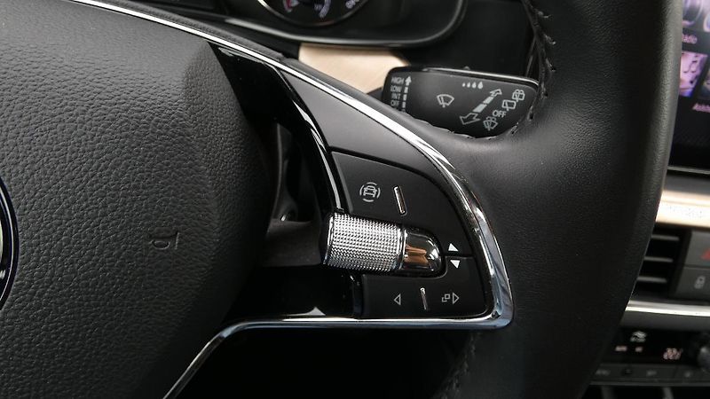 Škoda Kamiq 1,5 TSi 110KW STYLE - fotka 12 z 23