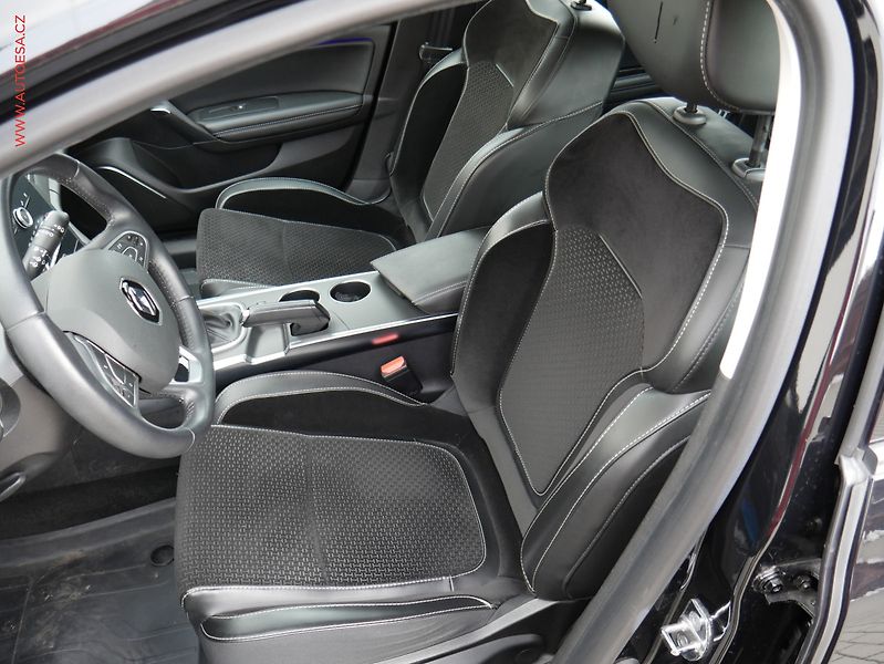 Renault Mégane (2017) 1.2 TCe, ČR, AC, LED, park - fotka 8 z 14