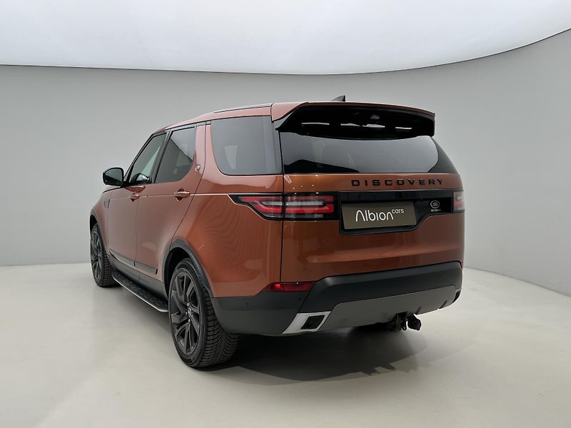 Land Rover Discovery 3.0 TDV6 HSE AWD AUT CZ - fotka 9 z 44