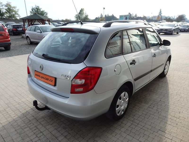 Škoda Fabia 1.4 16V 63 kW KLIMA, ZÁVĚS - fotka 4 z 12